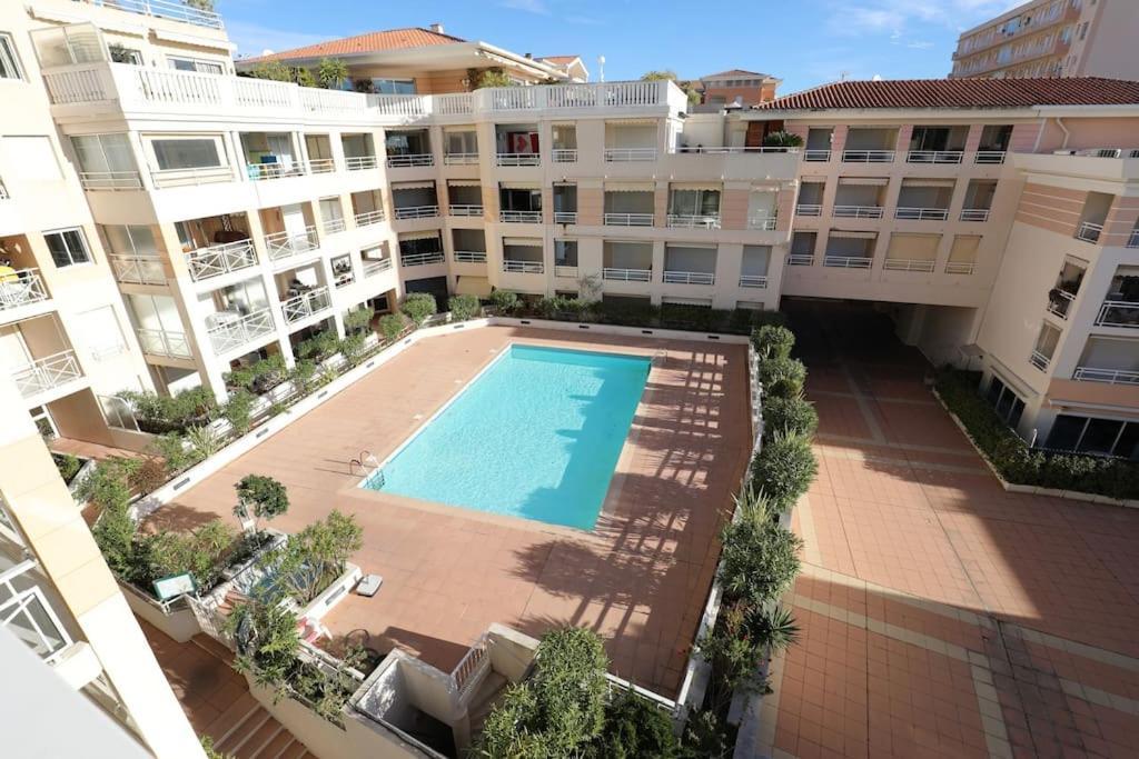 Standing Vue Mer Entre Cannes Et Antibes Ґольф-Жуан Екстер'єр фото